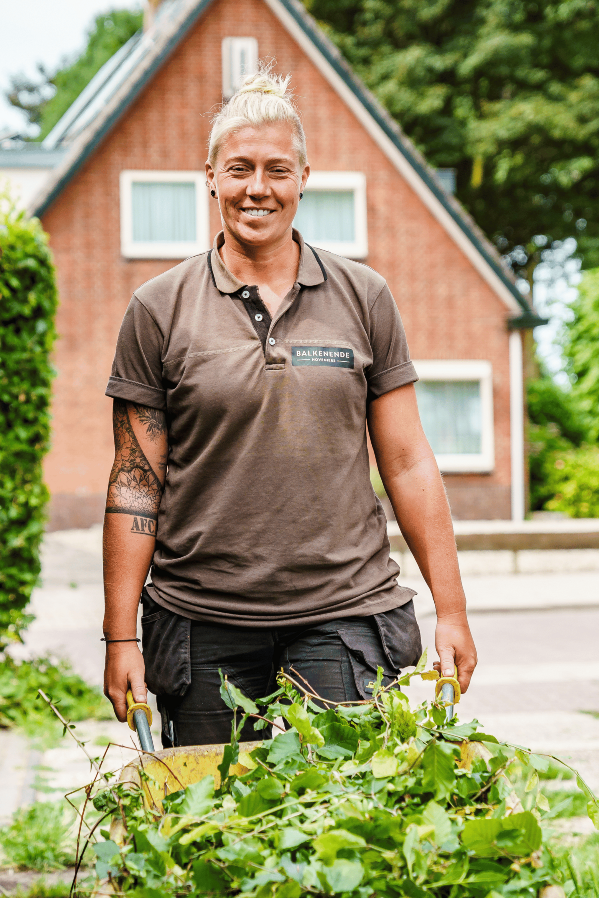 Expert Femke met kruiwagen